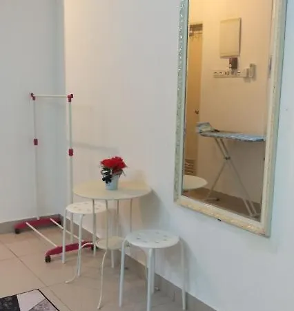 Nh Studio Apartment Homestay Wakaf Che Yeh Exterior photo